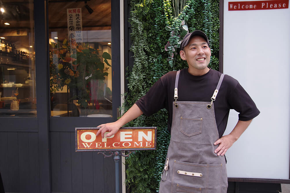 上野,御徒町にあるガレットが人気の肉バルの店長紹介